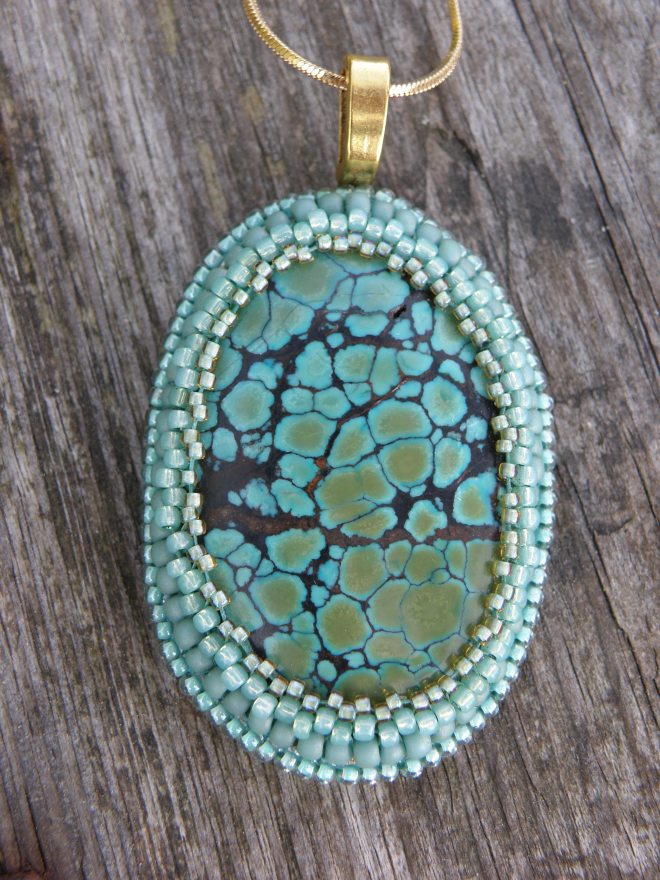 Prijs: Inclusief ketting €65,-